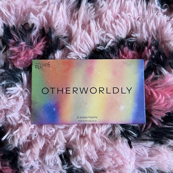 Eyeshadow Palette Bundle - Picture 5 of 11